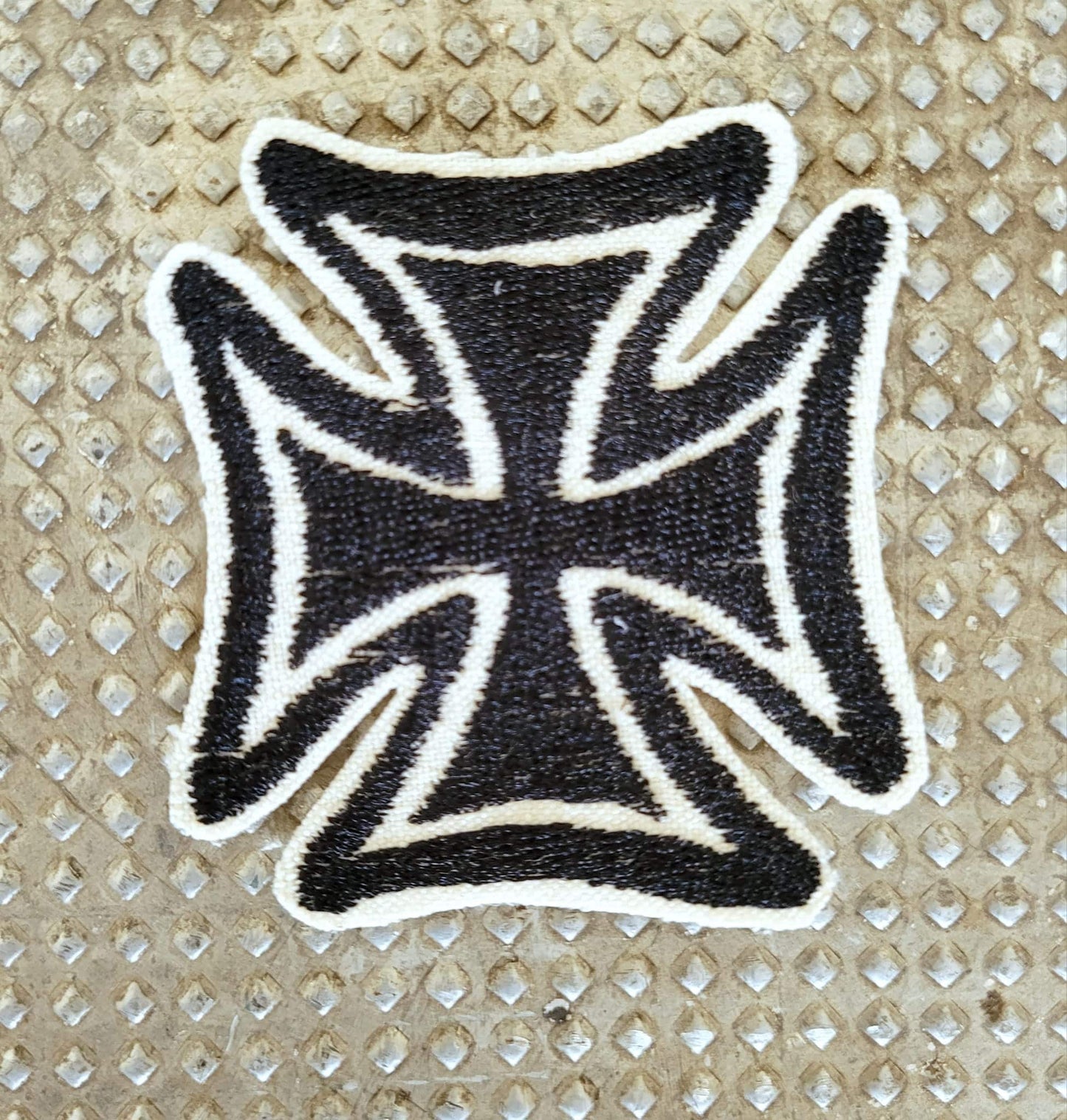 Patch Brodé / Ecusson "Iron cross" no maltese cross, perfect on your cut EN COTON - PUNK & COTON