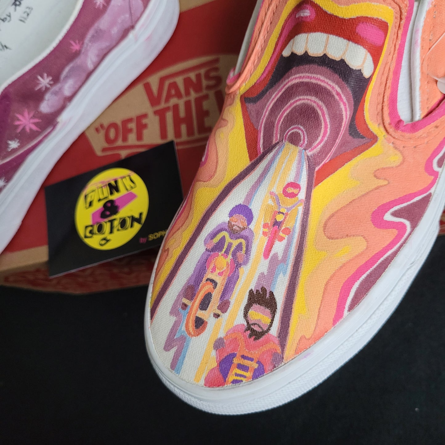 VANS "Chopper Life Psychedelic " Slip On peintes à la main by Punk & Coton