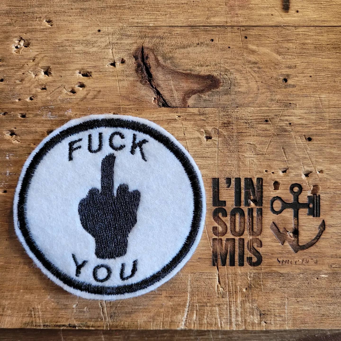 Fuck You ( Version Blanc & Noir) - L'Insoumis Clothing