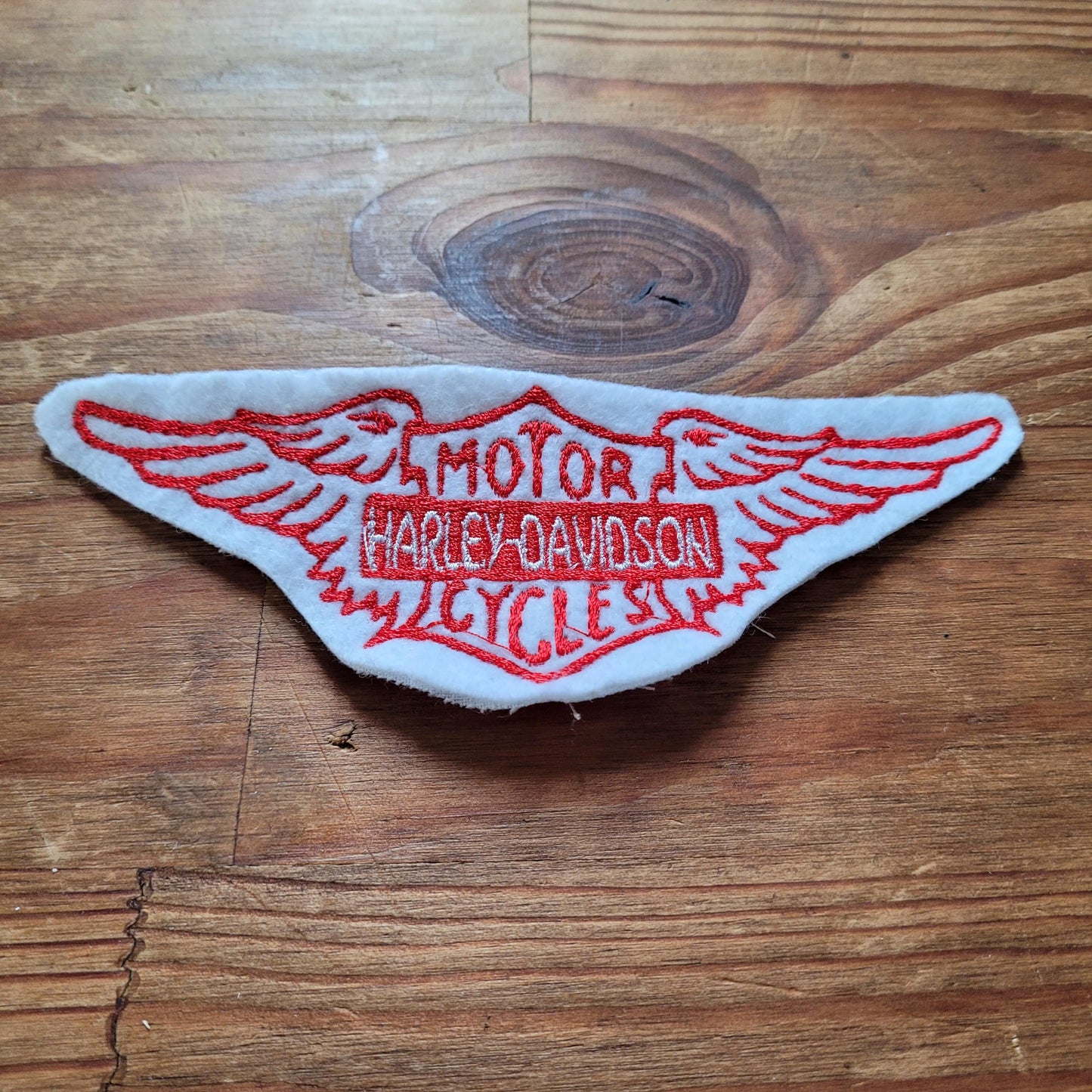 Vintage Harley Wing Logo ( Version White & Red) - L'Insoumis Clothing