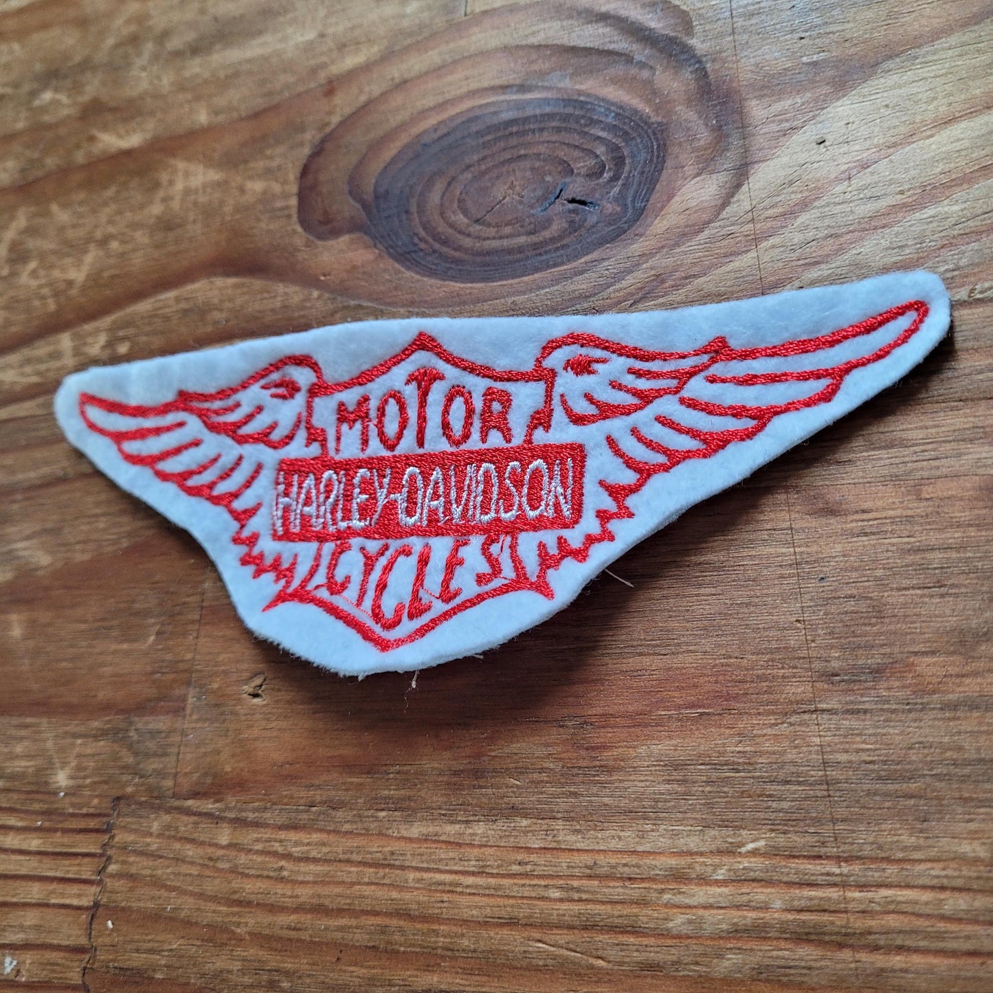 Vintage Harley Wing Logo ( Version White & Red) - L'Insoumis Clothing