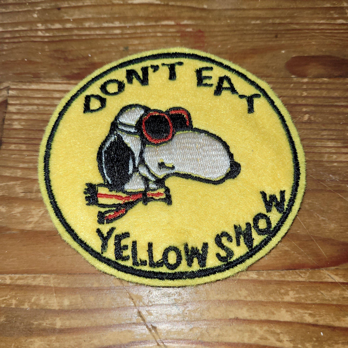 Snoopy "Don't Eat Yellow Snow" - L'Insoumis Clothing