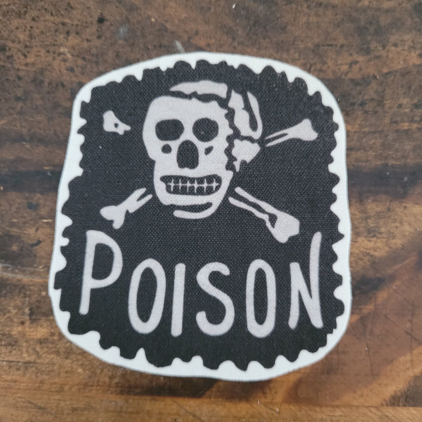 Poison Skull - L'Insoumis Clothing