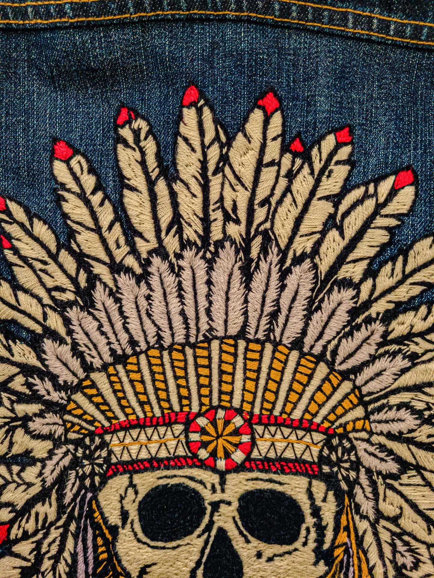 Veste brodée vintage fashion indian plumes 