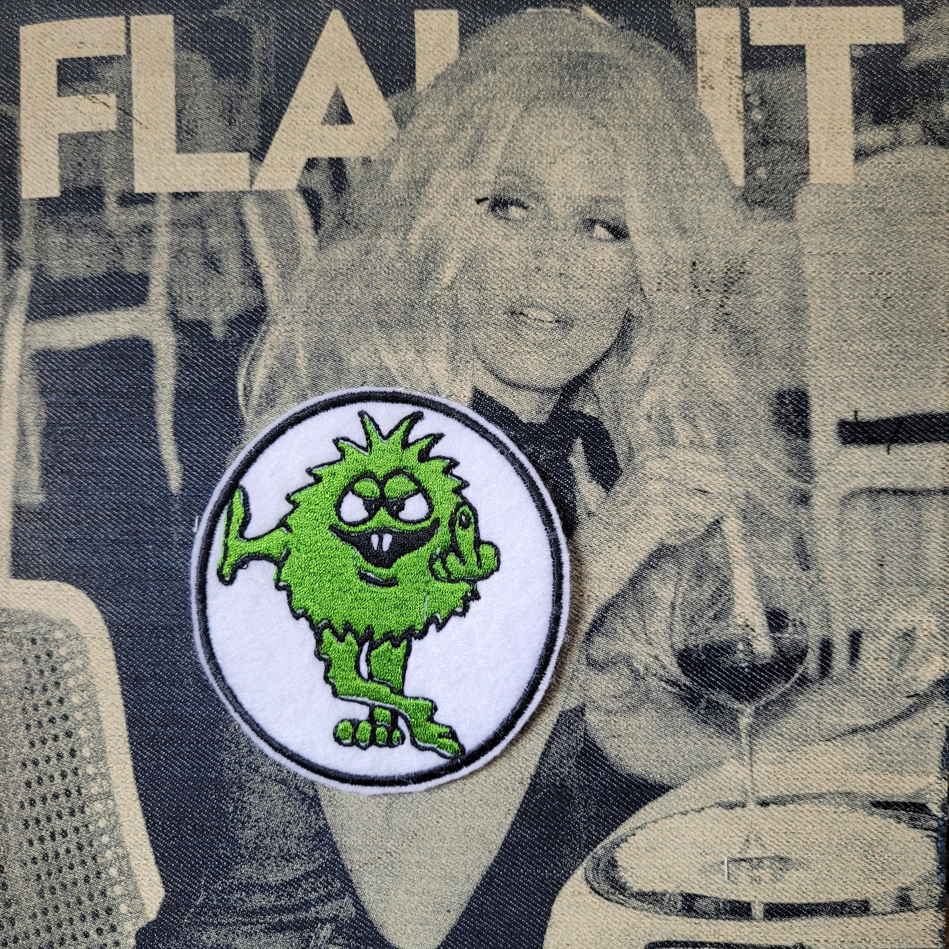 Patch Brodé Green Man pour les écolos - PUNK & COTON