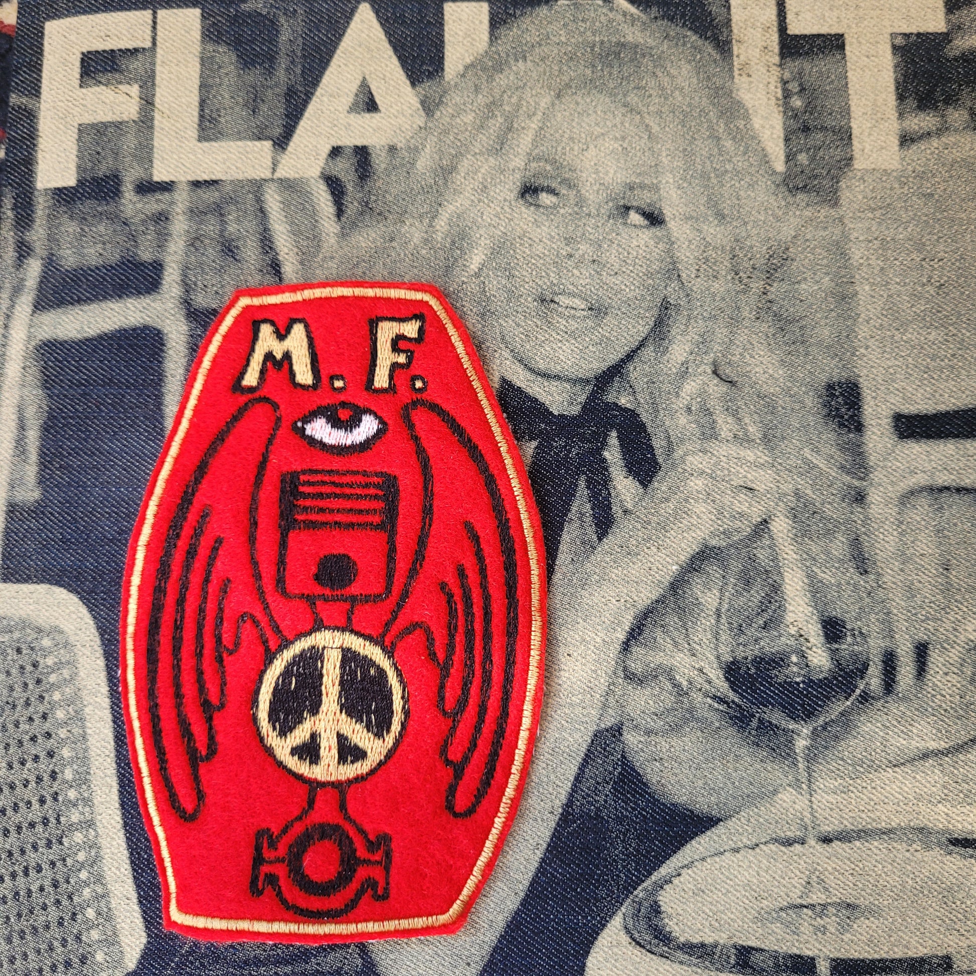Patch Brodé Piston Bielle Peace & Love - PUNK & COTON