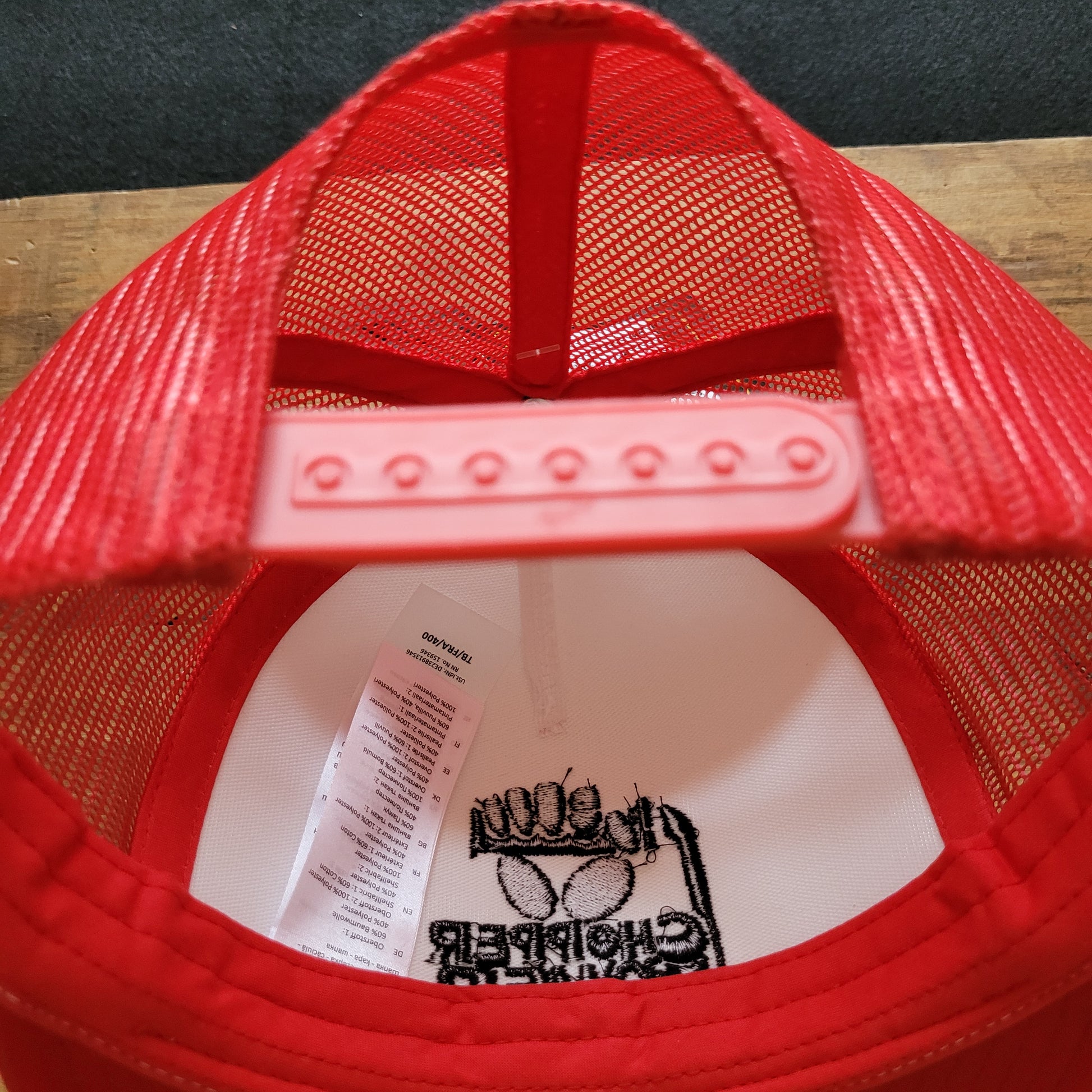 Trucker Cap  Brodé "CHOPPER POWER" Version Fond Blanc / Rouge - PUNK & COTON