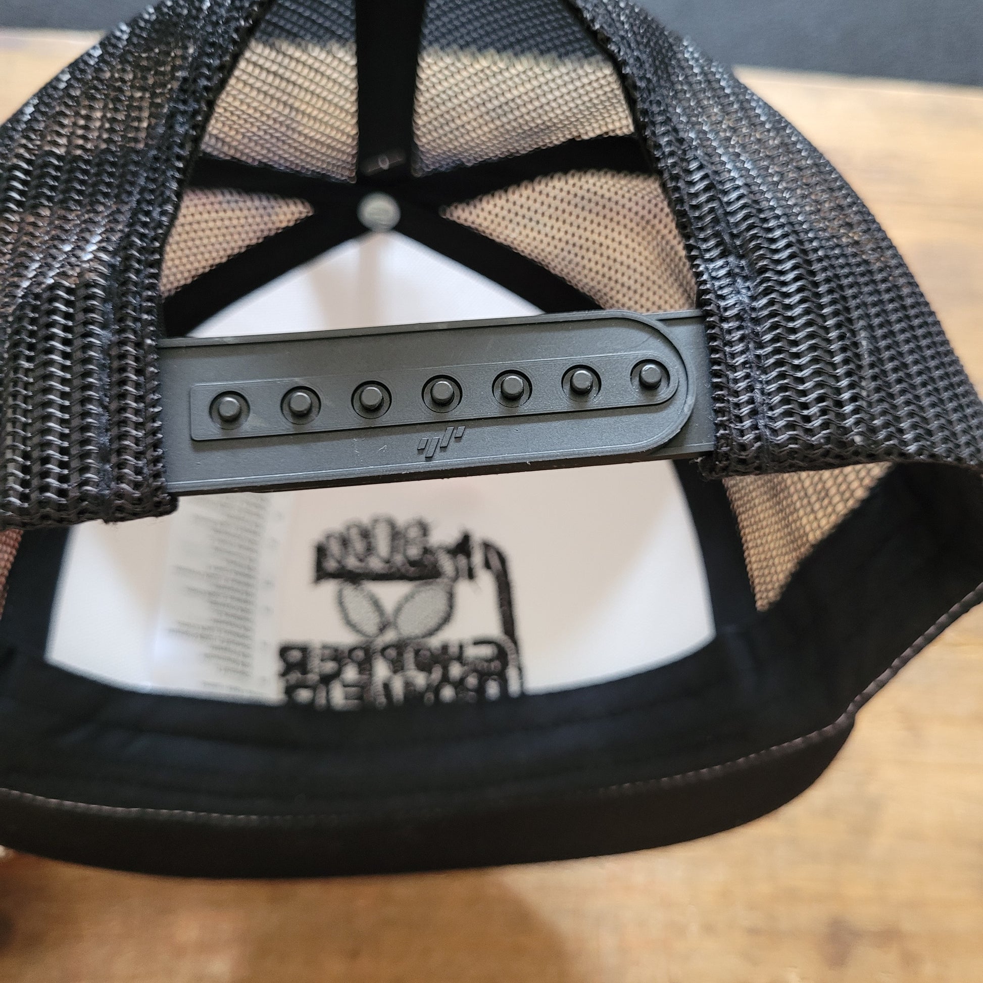 Trucker Cap  Brodé "CHOPPER POWER" Version Fond Blanc / Noir - PUNK & COTON