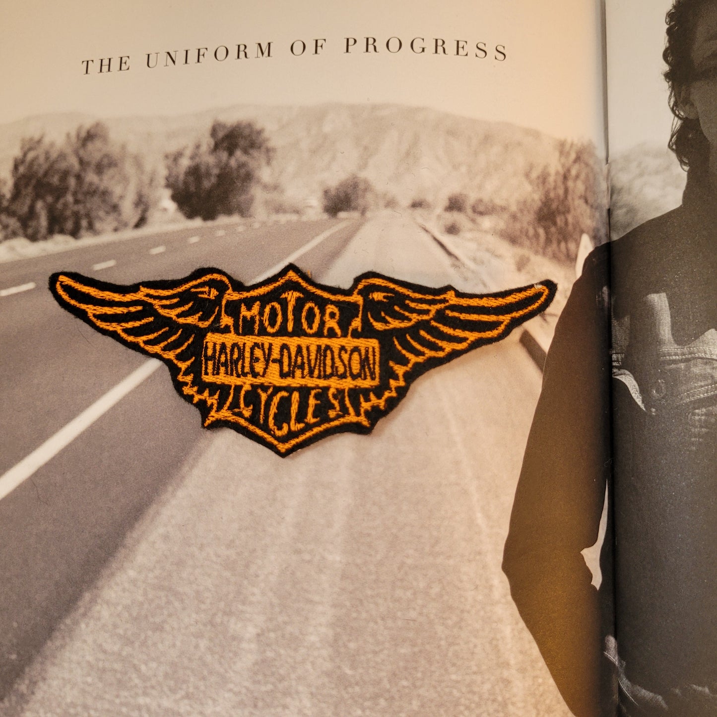Patch Brodé Vintage Harley Wing Logo ( Version Black & Orange) - PUNK & COTON