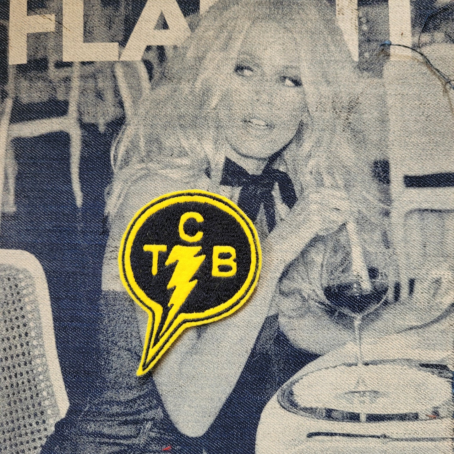 Patch Brodé TCB ( Take Care of Business) - PUNK & COTON