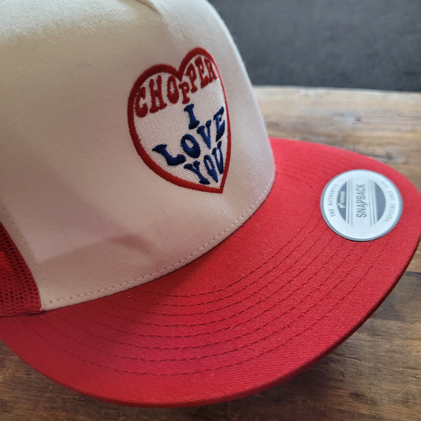 Trucker Cap  Brodé "CHOPPER I LOVE YOU" Version Fond Blanc / Rouge - PUNK & COTON