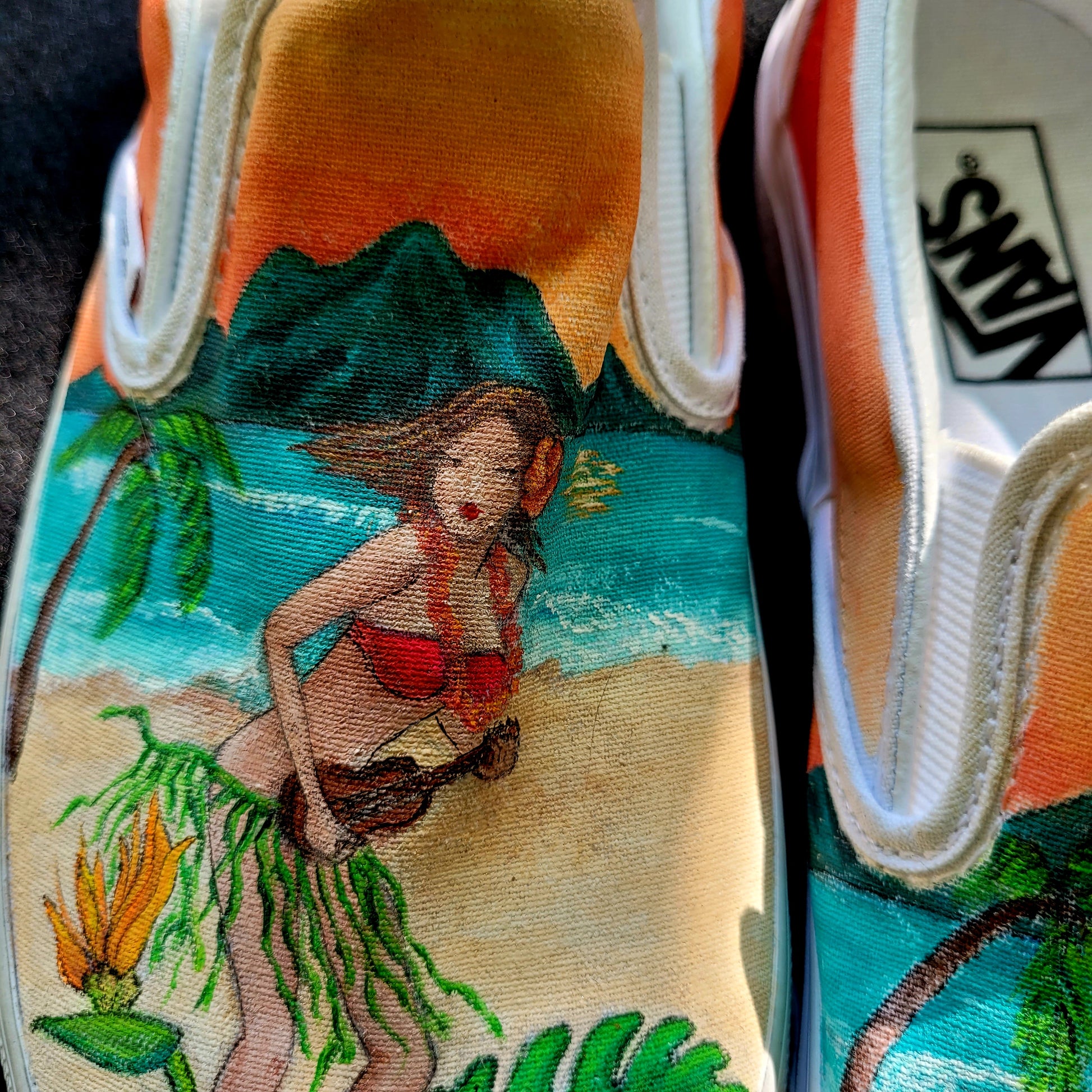 VANS "ALOHA" Slip On peintes à la main by Punk & Coton - PUNK & COTON
