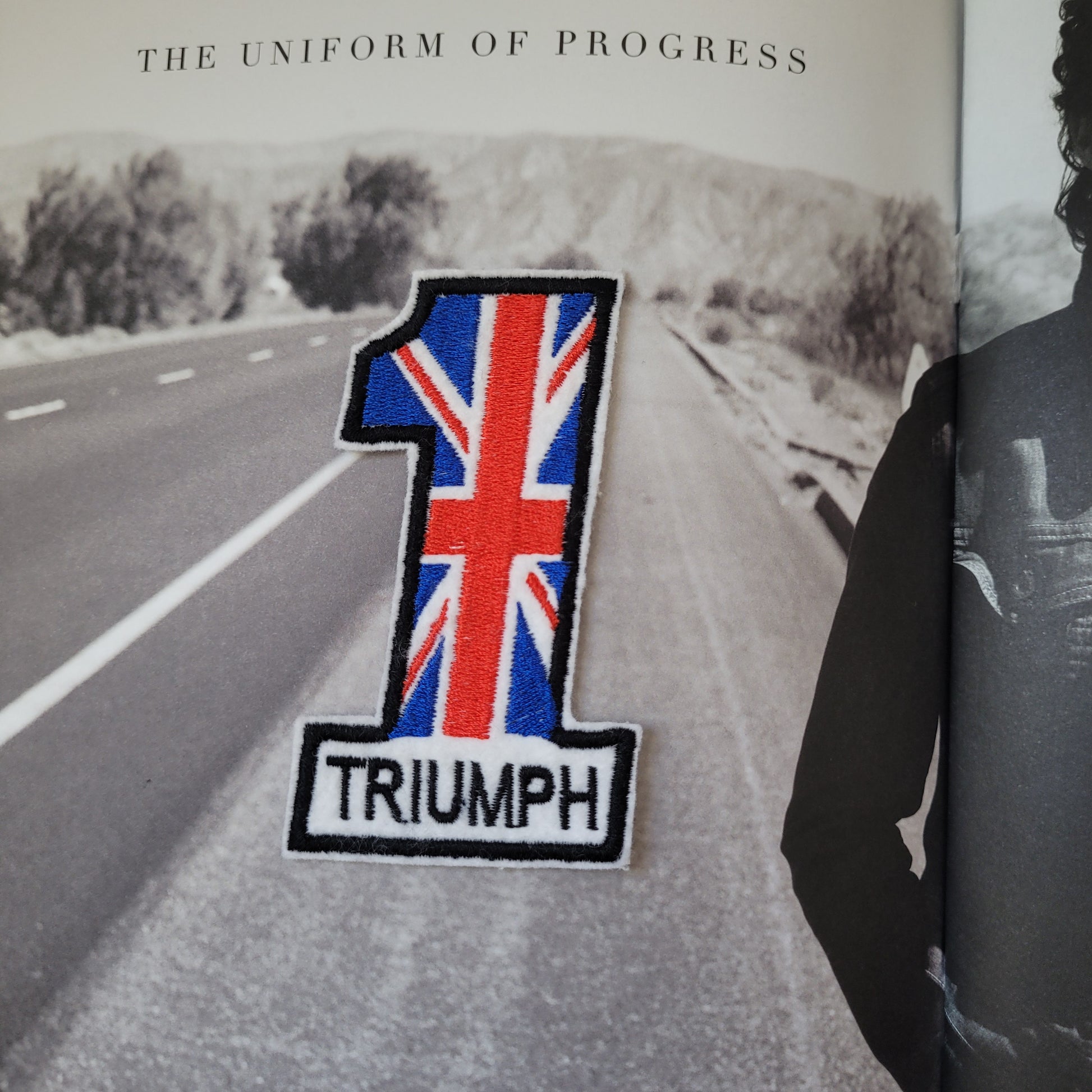 Patch Brodé Number ONE Triumph - PUNK & COTON