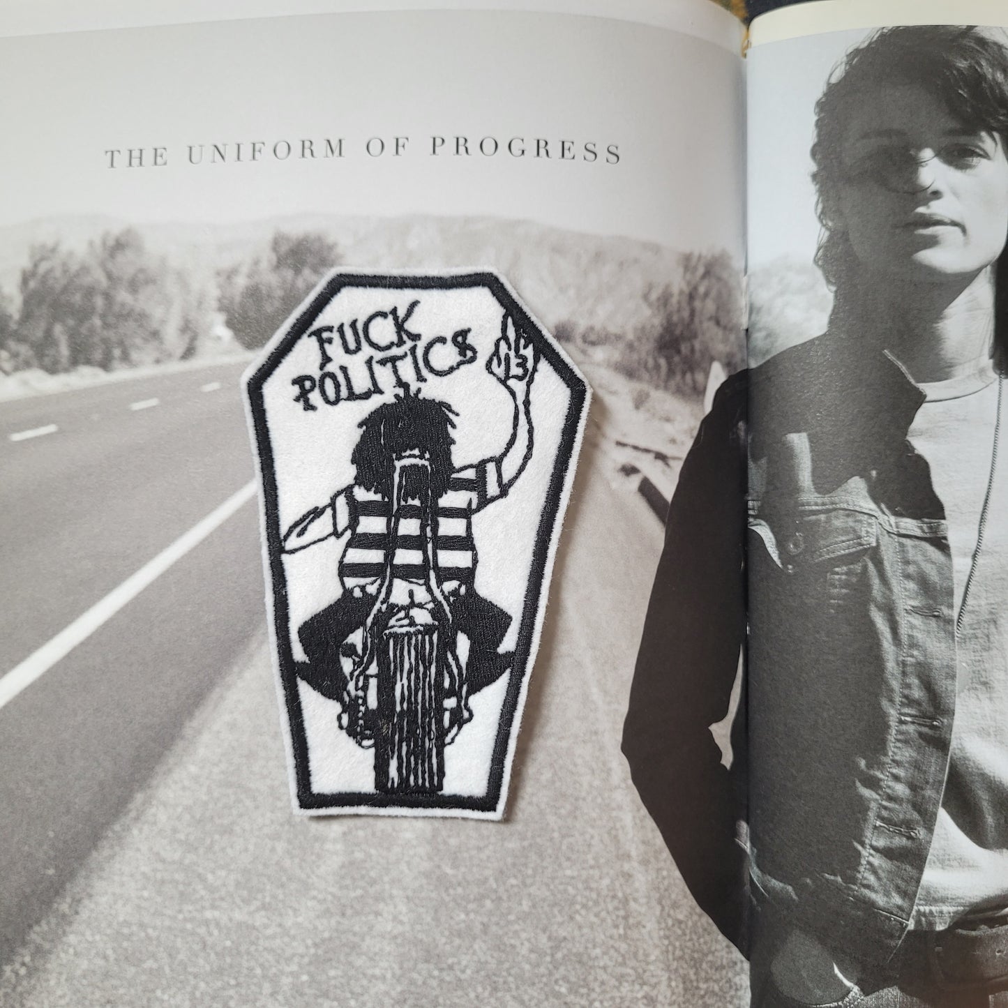 Patch Brodé Fuck Politics - PUNK & COTON