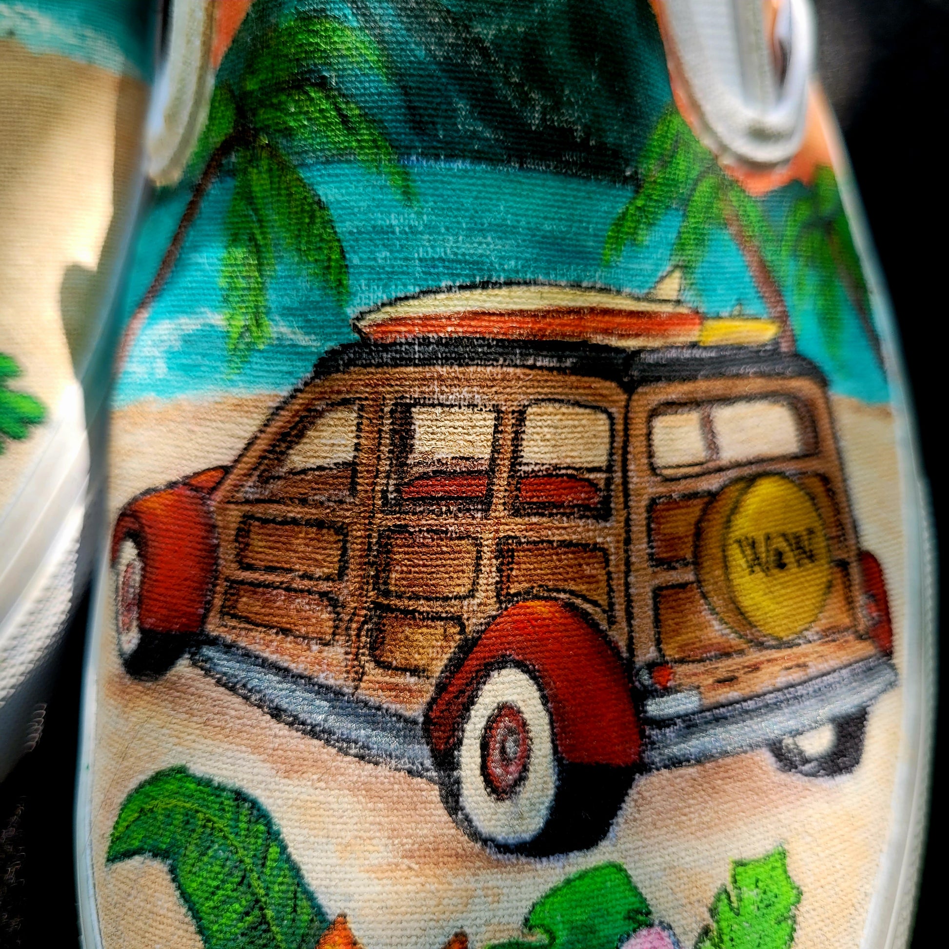 VANS "ALOHA" Slip On peintes à la main by Punk & Coton - PUNK & COTON