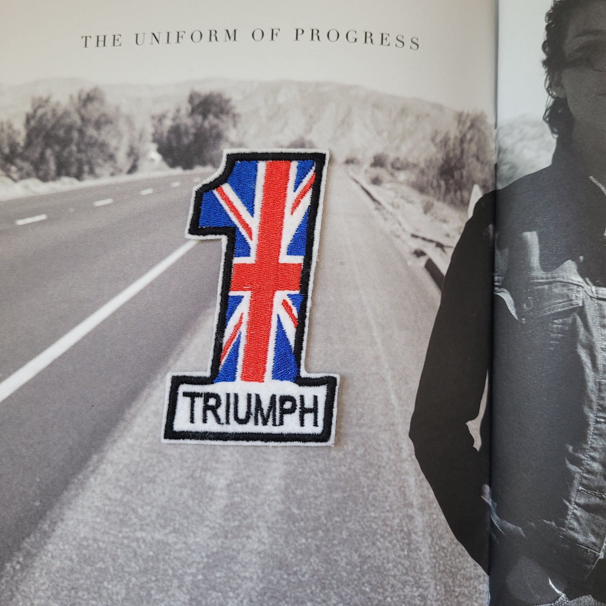 Patch Brodé Number ONE Triumph - PUNK & COTON