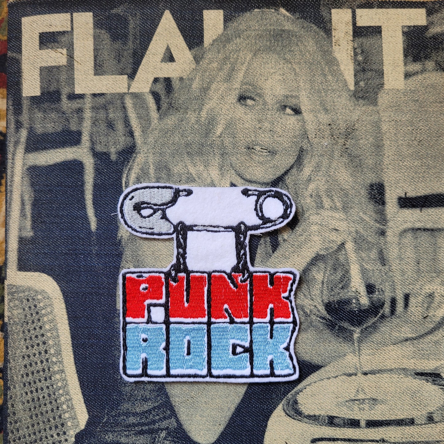 Patch Brodé / Ecusson PUNK ROCK - PUNK & COTON