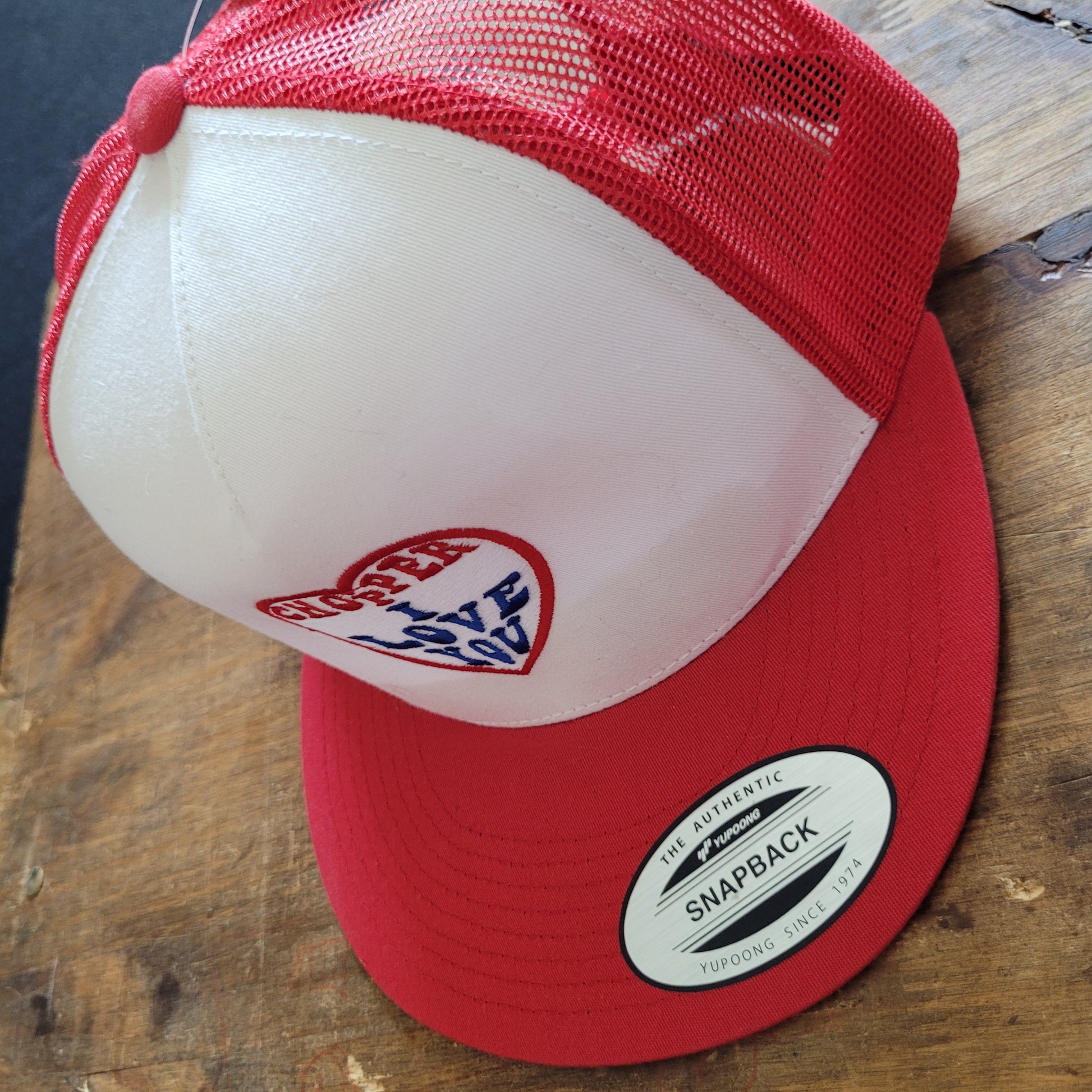 Trucker Cap  Brodé "CHOPPER I LOVE YOU" Version Fond Blanc / Rouge - PUNK & COTON