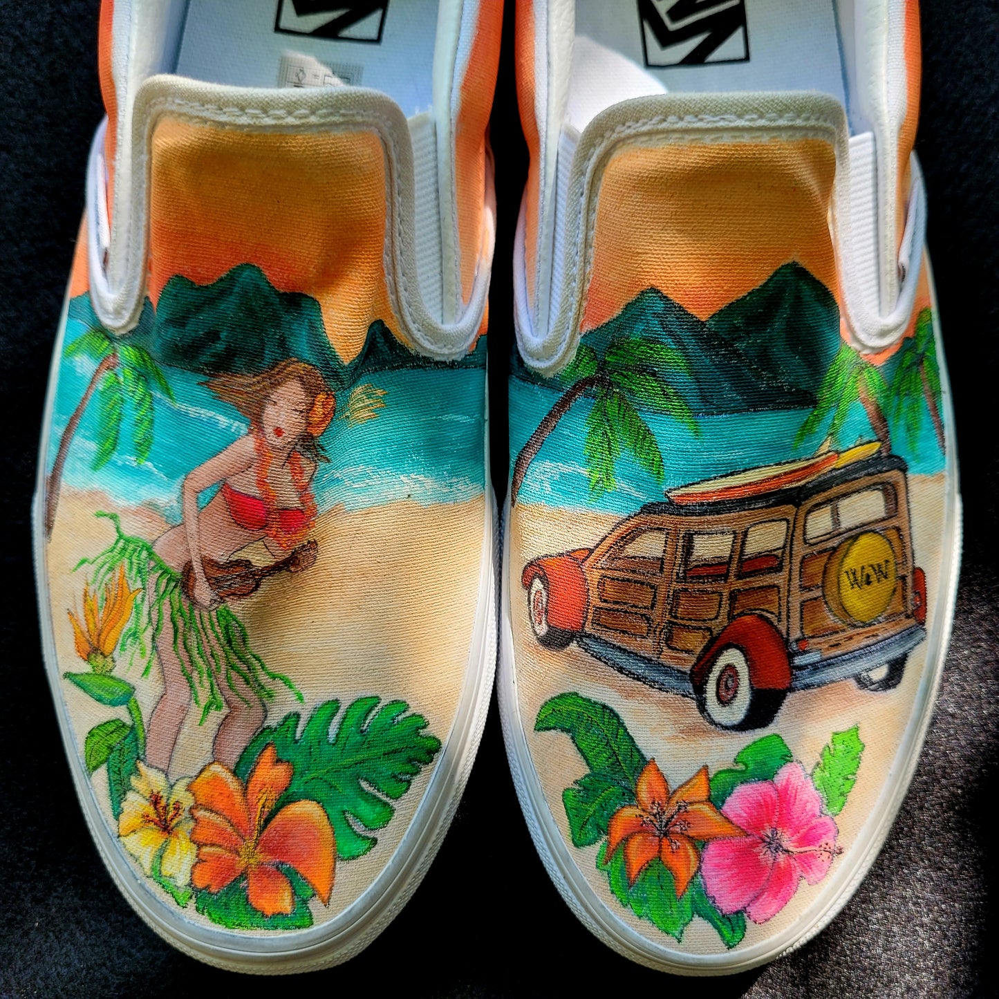 VANS "ALOHA" Slip On peintes à la main by Punk & Coton - PUNK & COTON