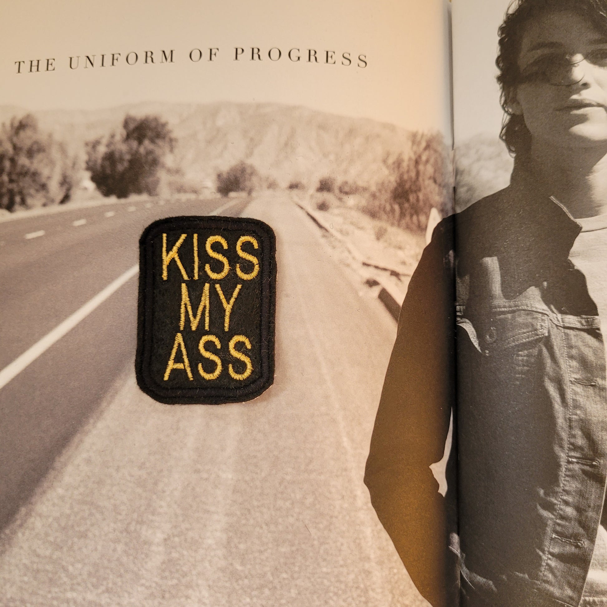 Patch Brodé Kiss My Ass - PUNK & COTON