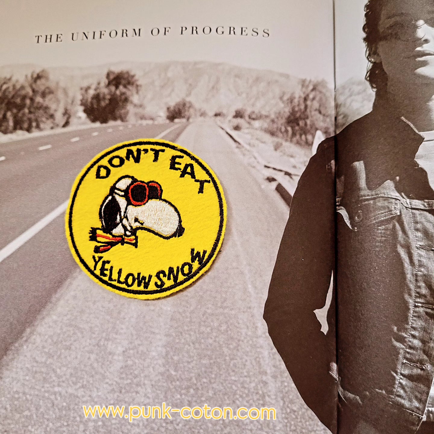 Patch Brodé Snoopy "Don't Eat Yellow Snow" - PUNK & COTON