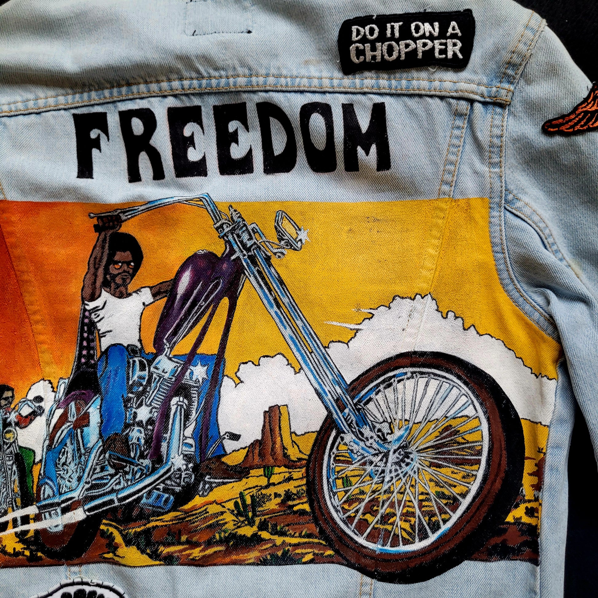 Handpainted Lee "Blacklight Chopper Motorcycle " in memory by Barry Lynn Hanson 1972 signed by the Shop Punk and Coton & Sophie - PUNK & COTON