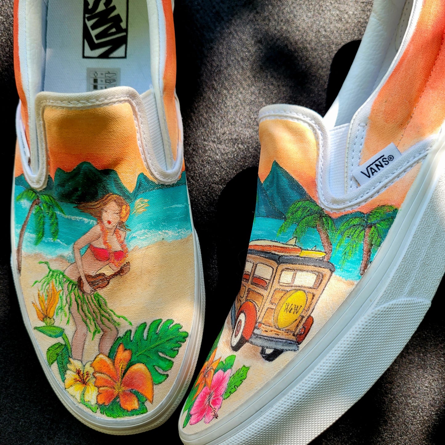 VANS "ALOHA" Slip On peintes à la main by Punk & Coton - PUNK & COTON