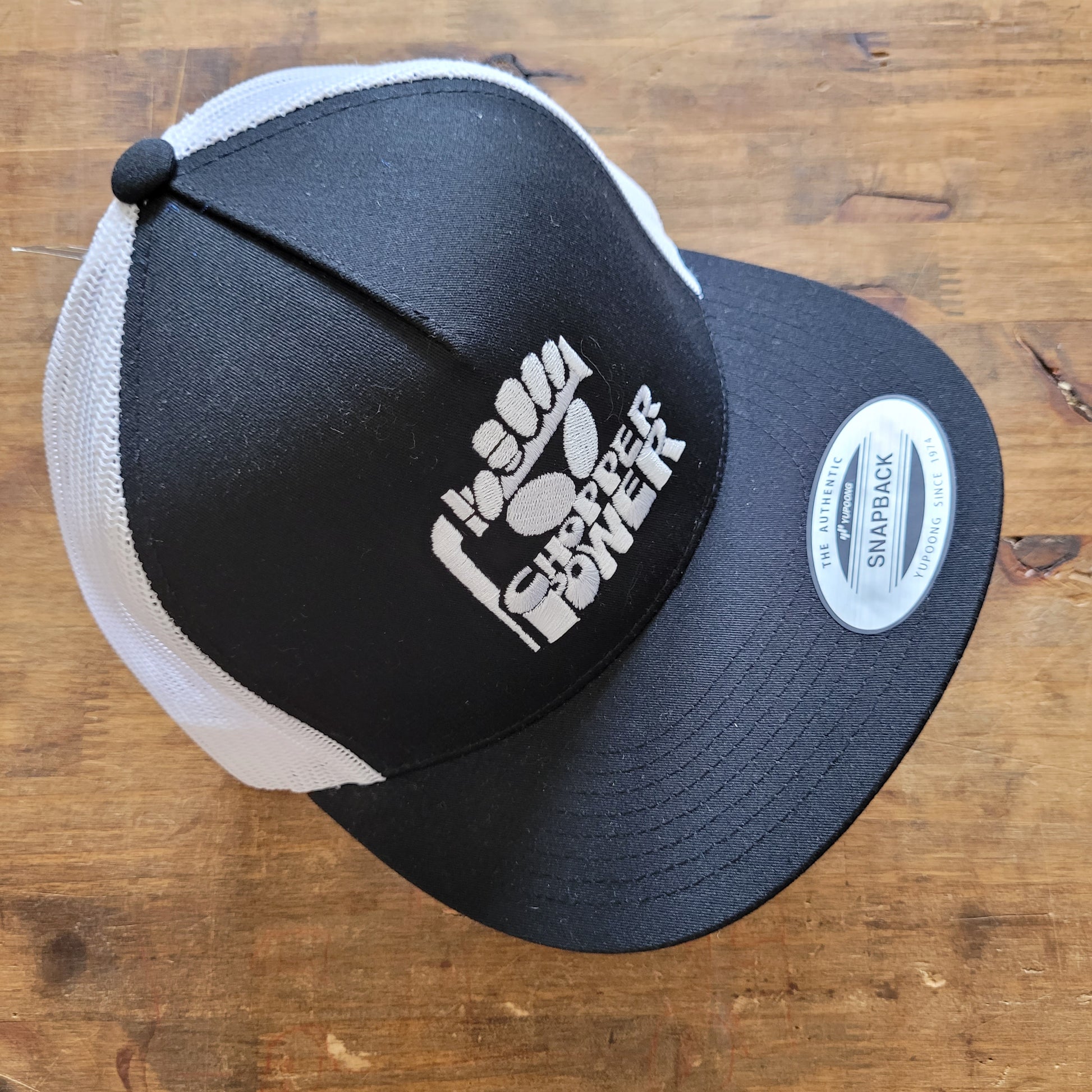 Trucker Cap  Brodé "CHOPPER POWER" Version Fond Noir / Blanc - PUNK & COTON
