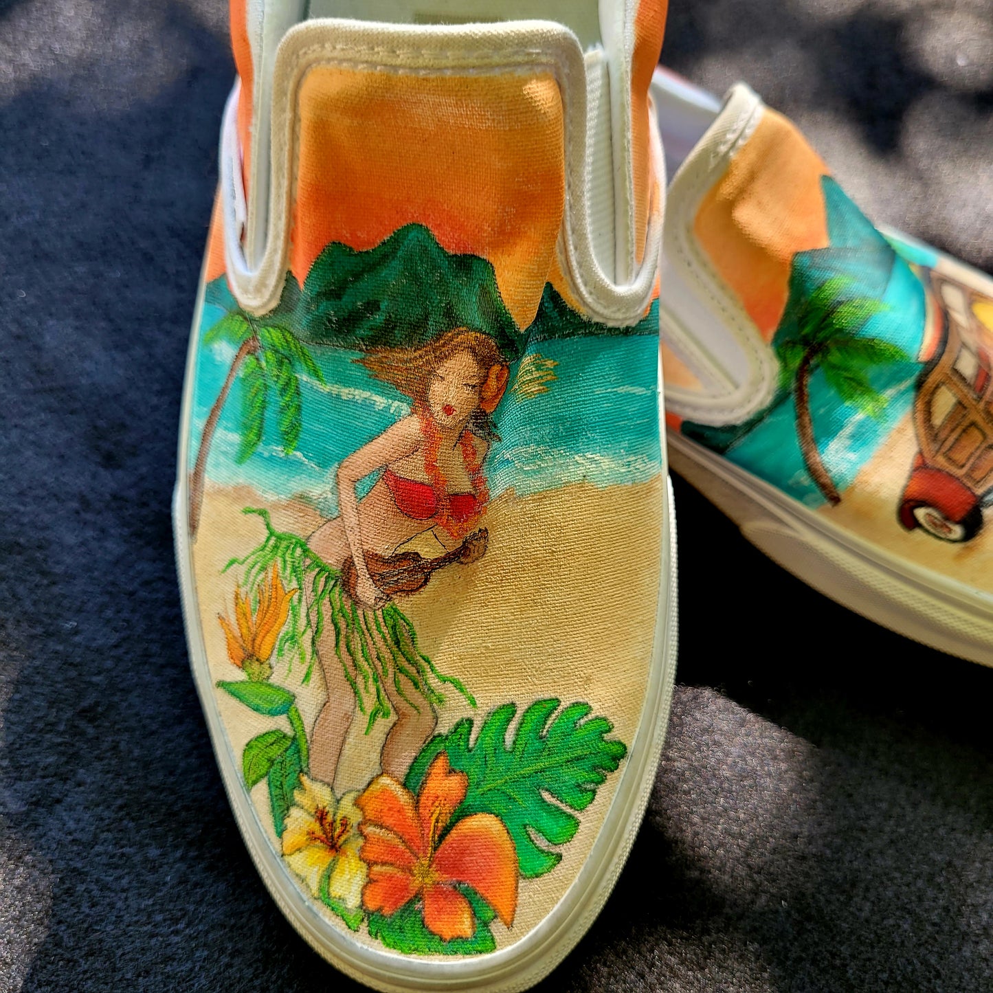 VANS "ALOHA" Slip On peintes à la main by Punk & Coton - PUNK & COTON