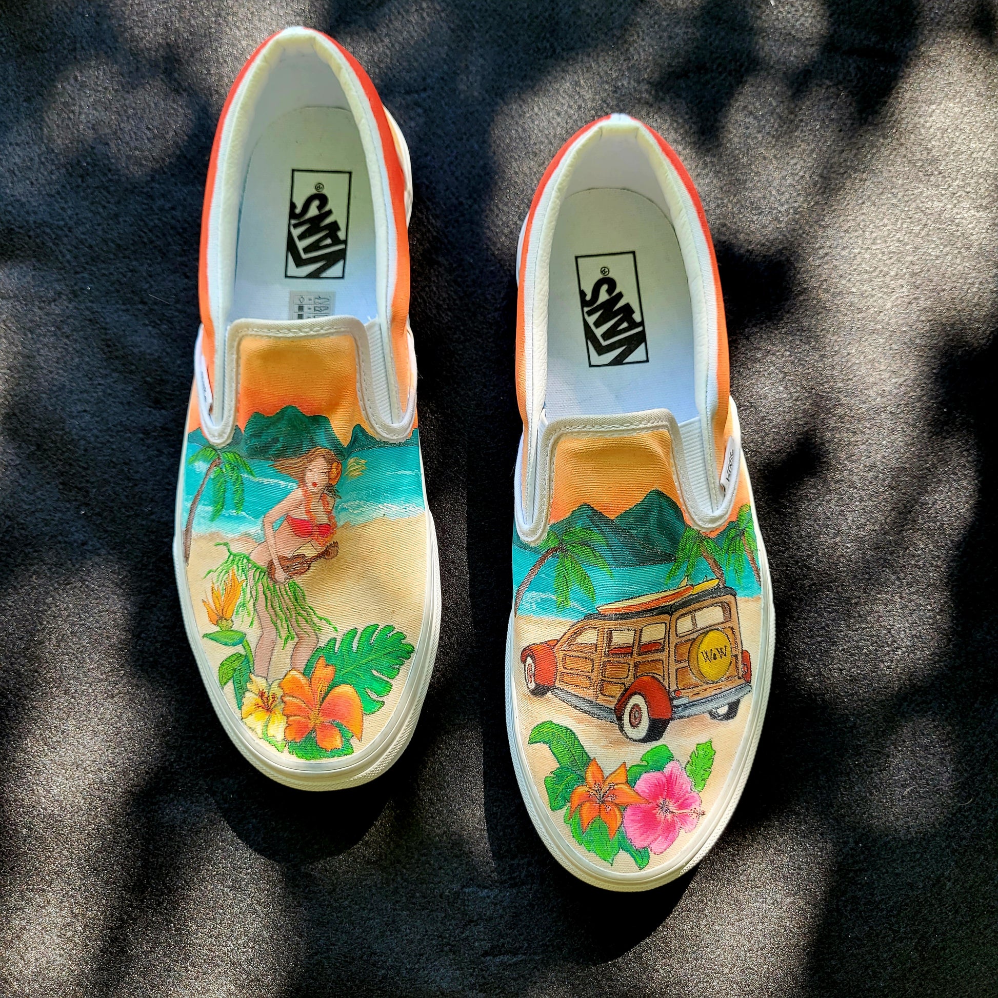 VANS "ALOHA" Slip On peintes à la main by Punk & Coton - PUNK & COTON