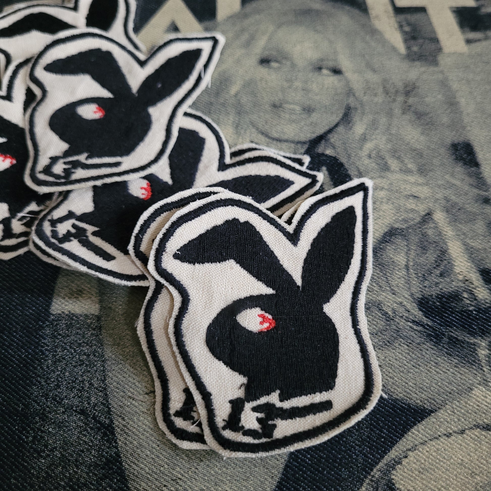 Patch Brodé Old vintage coton Playbadboy Rabbit 13 Punk and Coton - PUNK & COTON