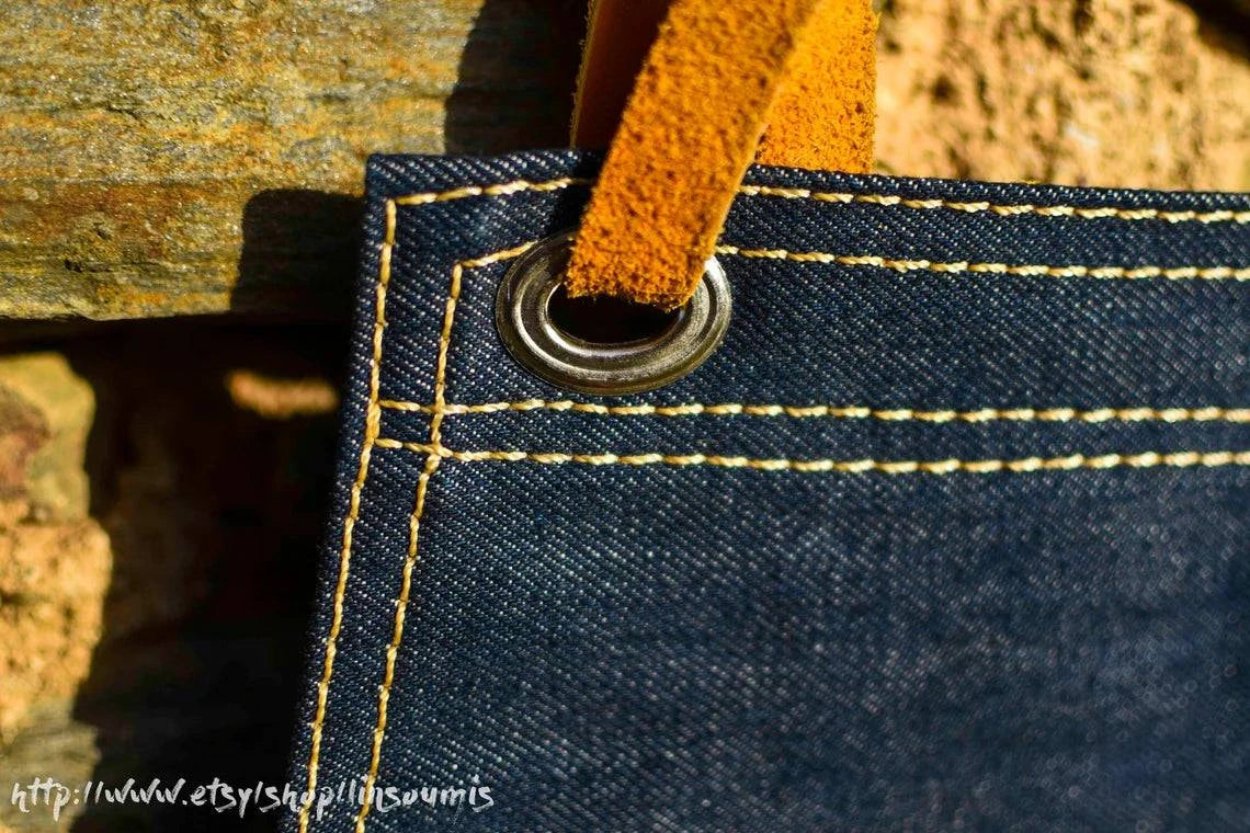 Hand made denim apron, tablier denim fabriqué main en France - L'Insoumis Clothing