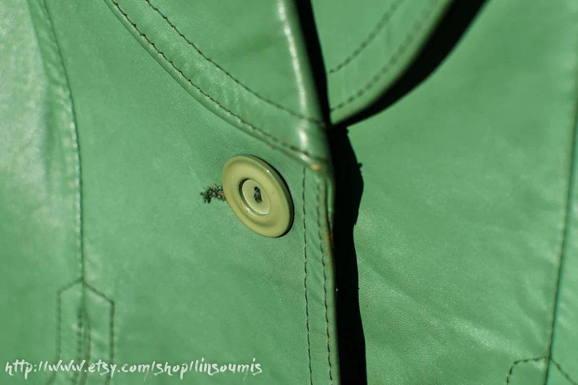 Blazer cuir vert pâle. - L'Insoumis Clothing