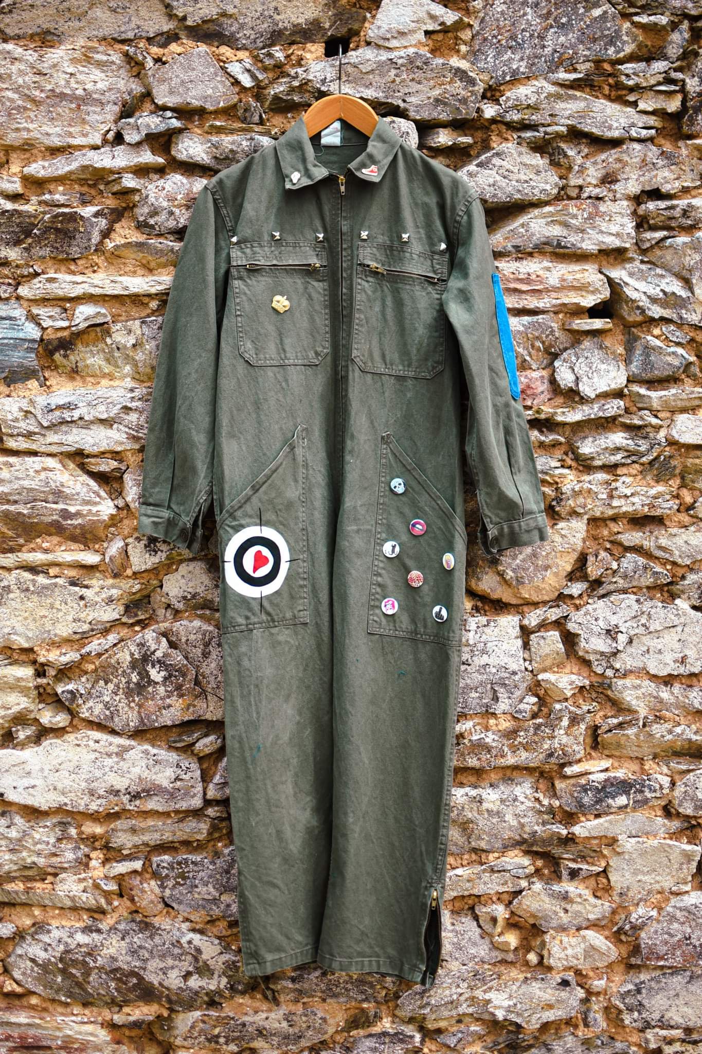 KISS KISS BANG BANG French Army Coverall 70's painted by hand/ combinaison armée française peinte main - L'Insoumis Clothing