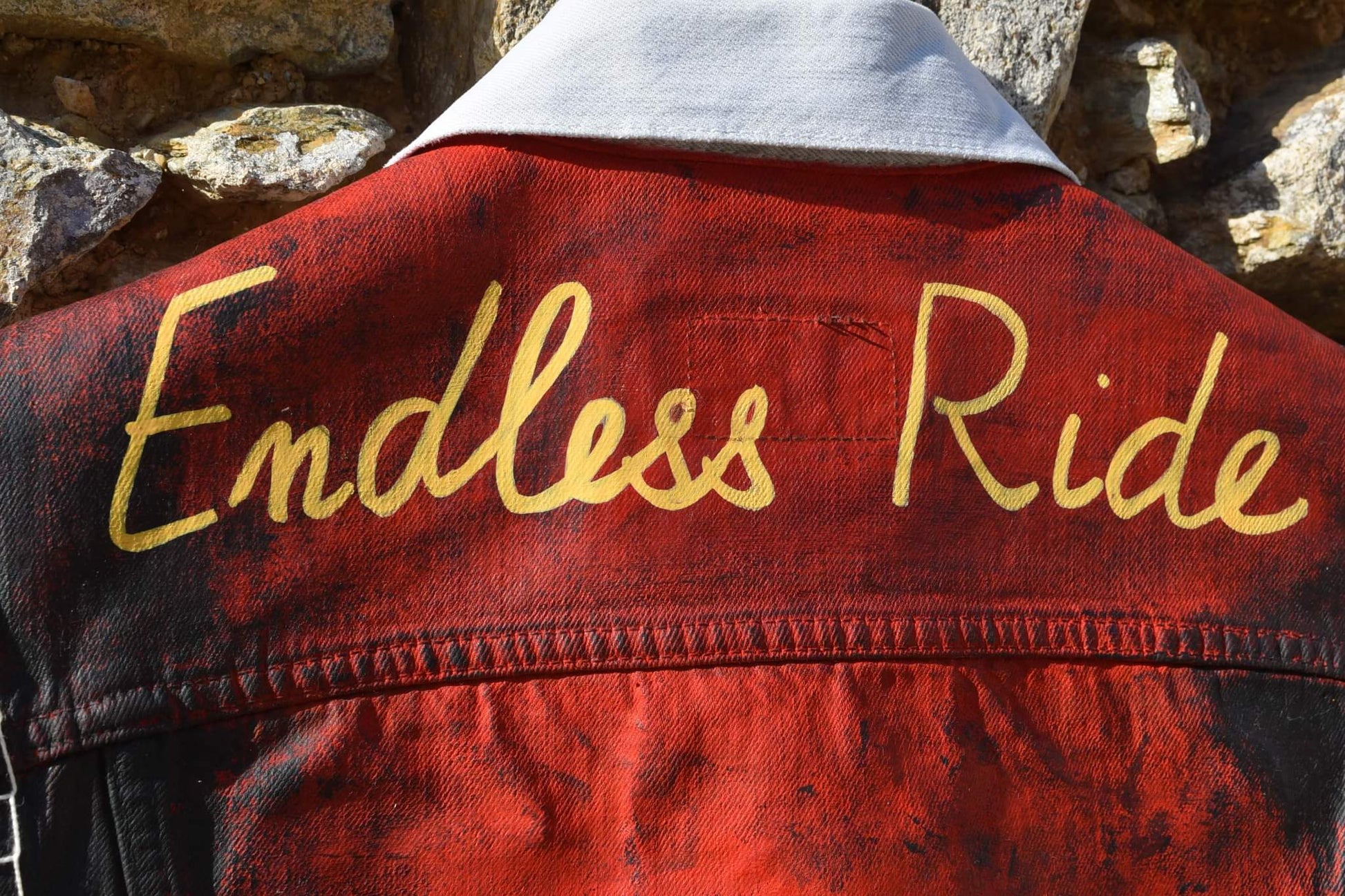 "ENDLESS RIDE" Handpainted Levi's Jacket/ veste peinte à la main - L'Insoumis Clothing